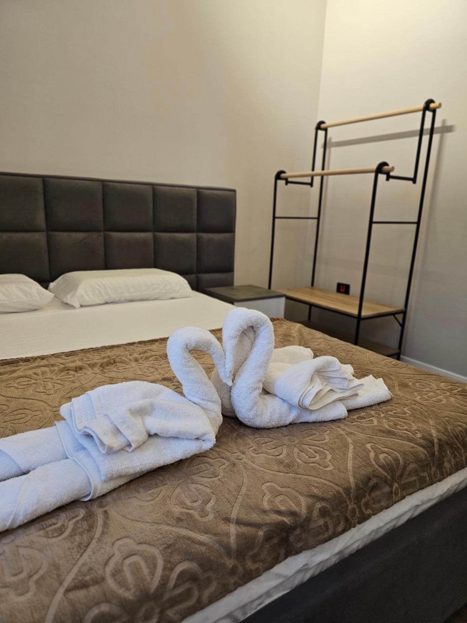 Sky Apartaments City Center Tirana Zewnętrze zdjęcie